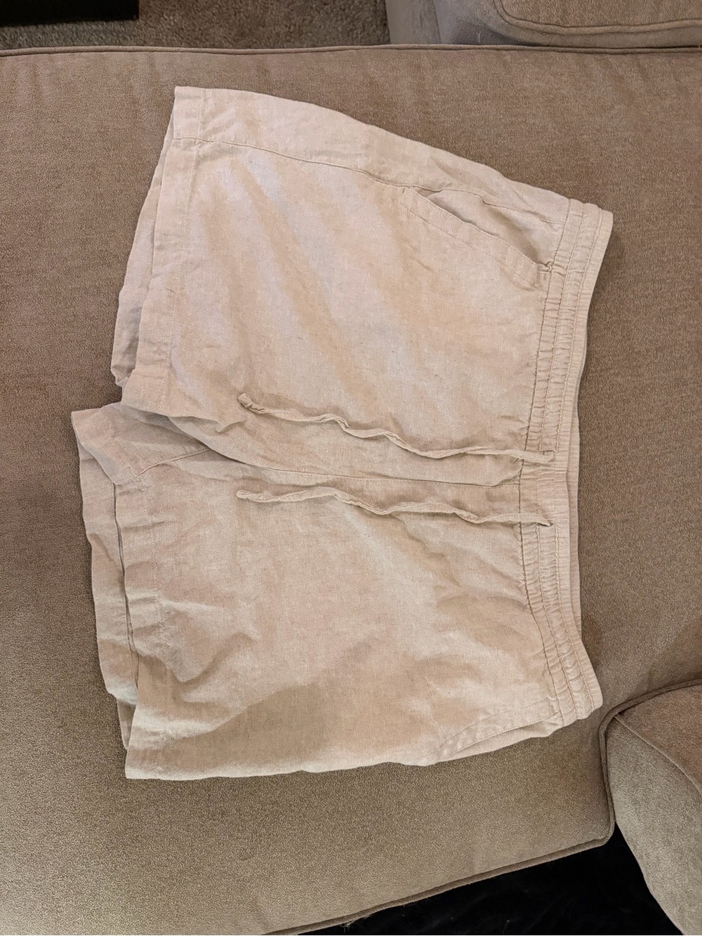 Old Navy Light Beige Women's Linen-Blend Shorts